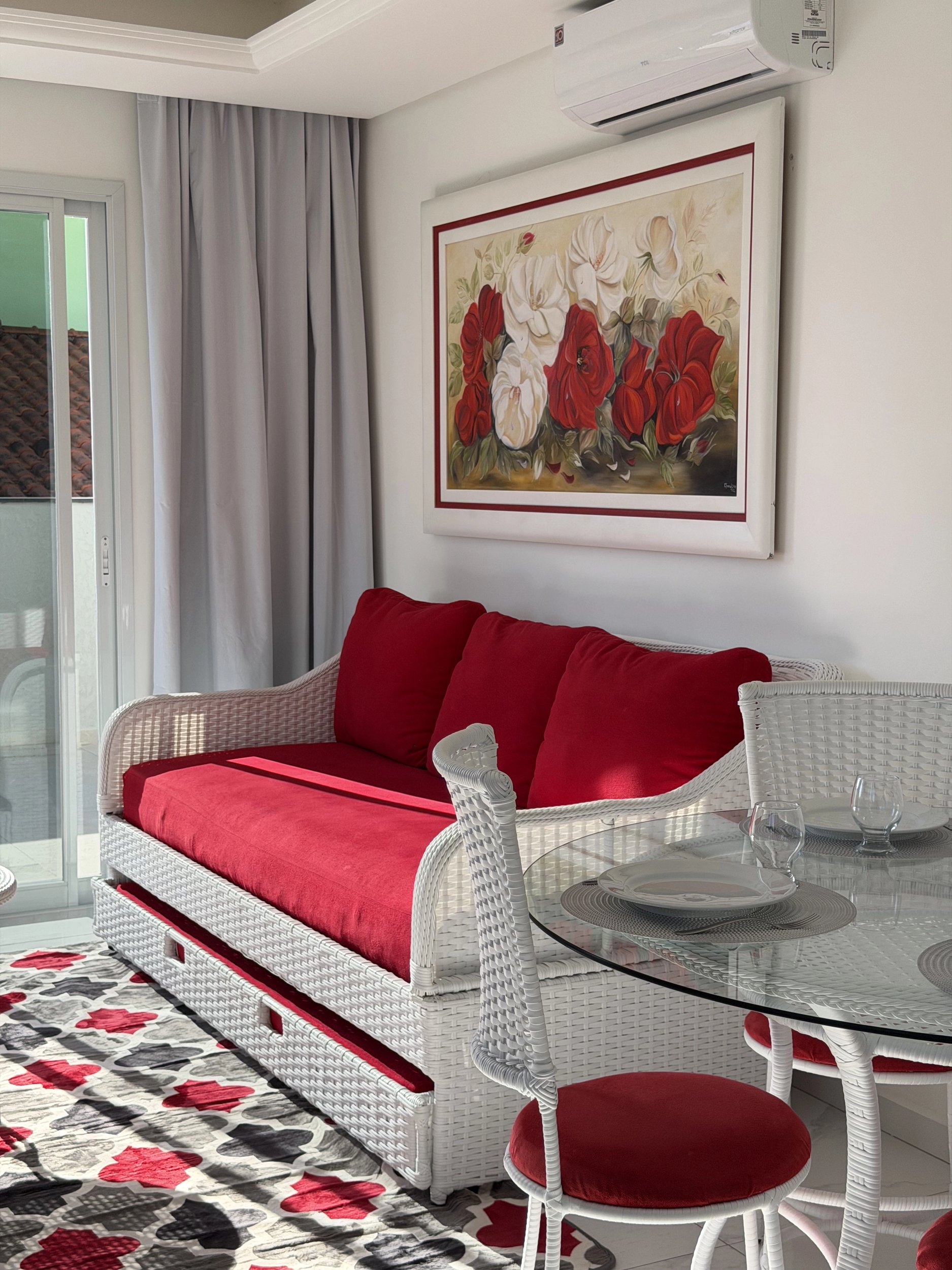 Fachada do prédio D'Lara Beach Residence em Canasvieiras